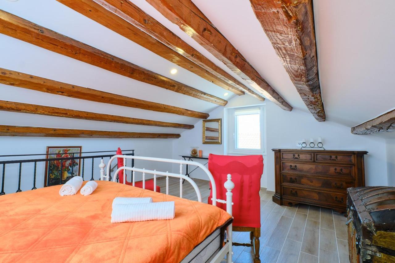 Apartment Kaleta Sveti Jakov Εξωτερικό φωτογραφία